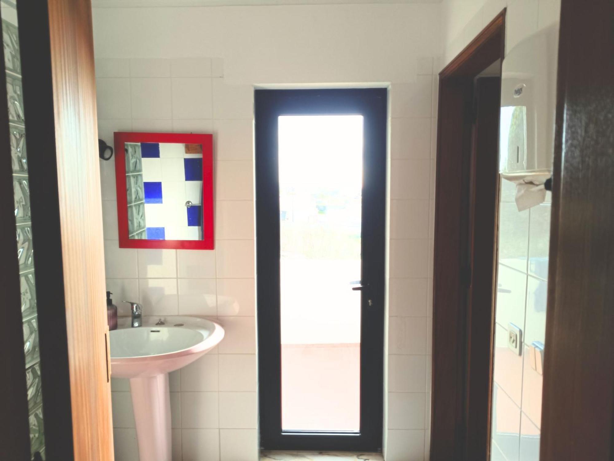 Cama em Dormitório Feminino com 4 Camas