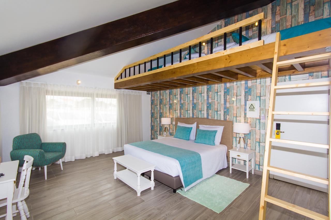 Family Room Mezzanine